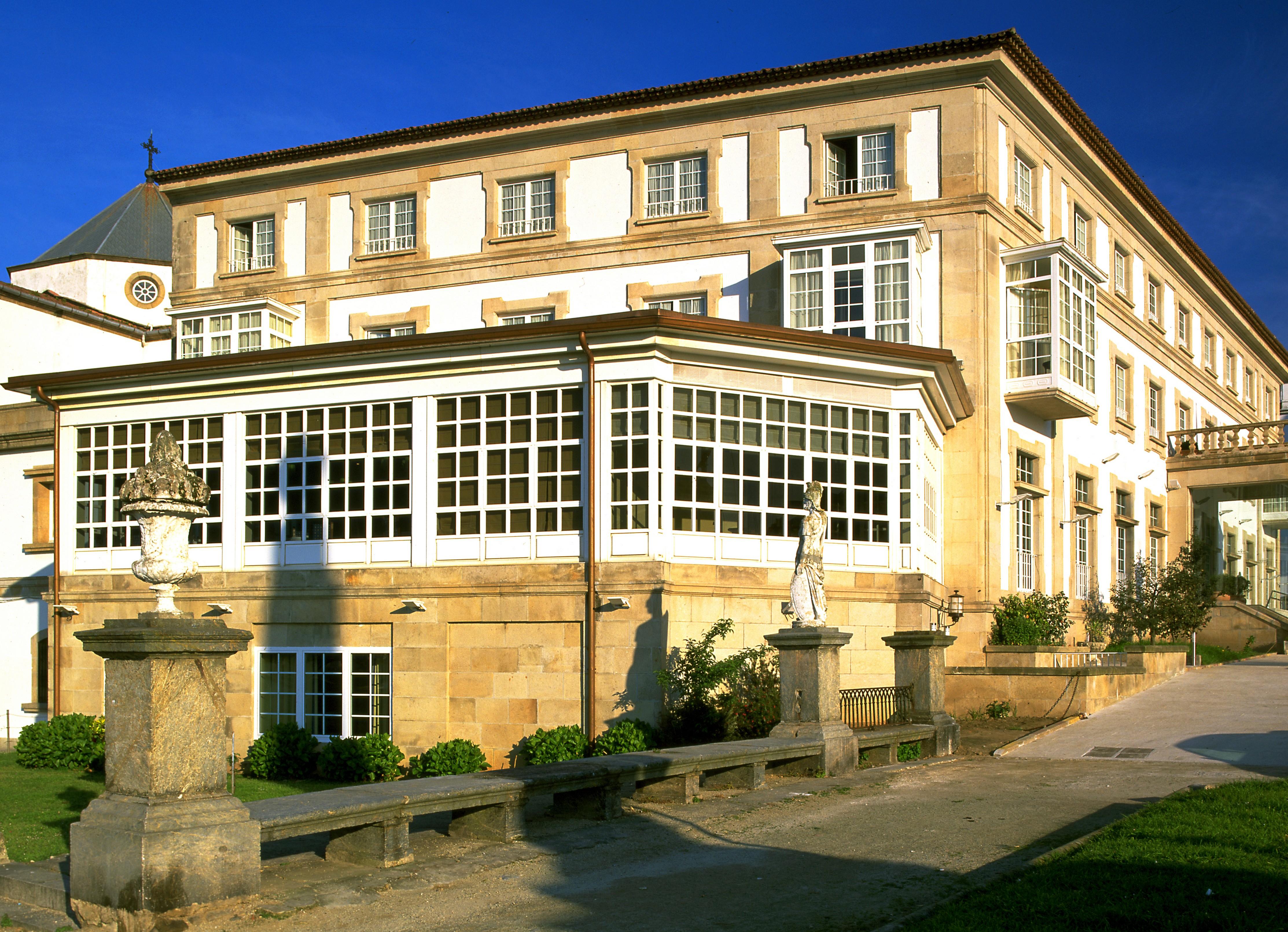Hotel De 3*